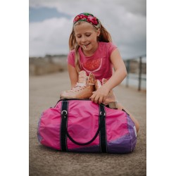 photo sac polochon de taille moyenne, en voile rose et violet