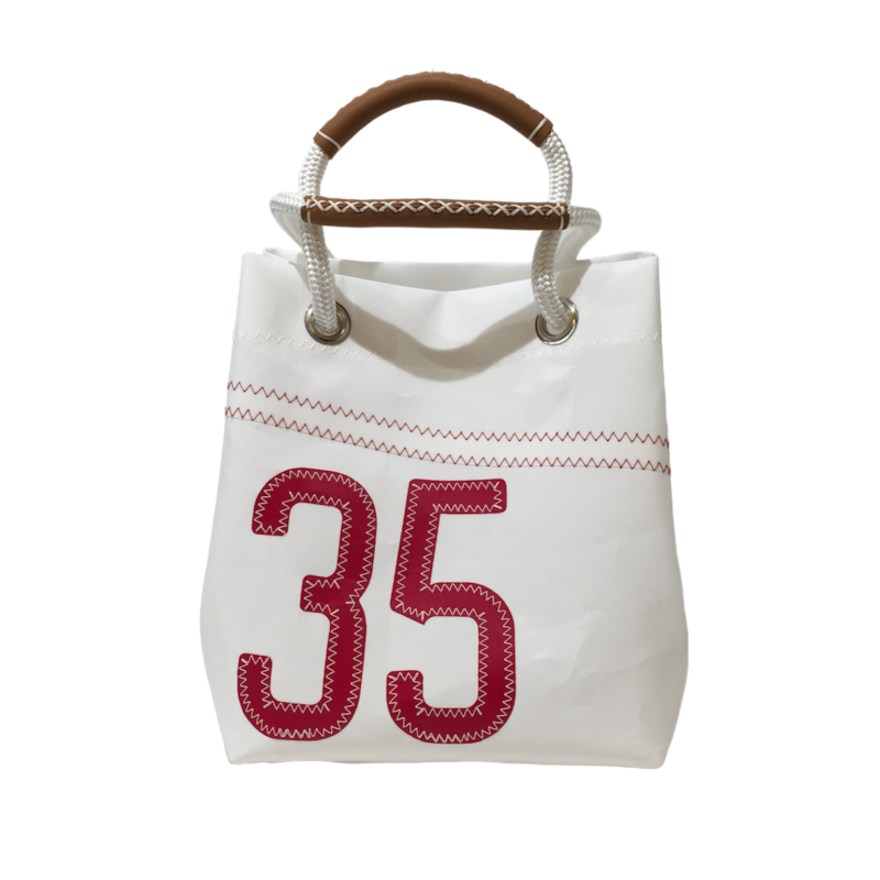 sac à main en voile, blanc avec numéro en rouge, de face