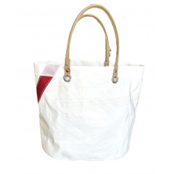 sac cabas blanc avec numéro rouge, en voile "cowes" de dos