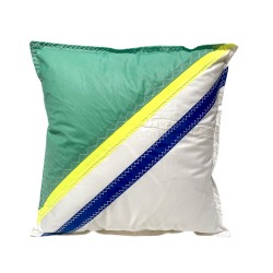 Coussin en voile vert jaune...