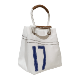 sac à main en voile, blanc avec numéro bleu roi, de biais