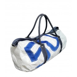 sac polochon de taille moyenne, en voile, blanc avec numéro, de biais